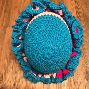 Crochet ruffle hat